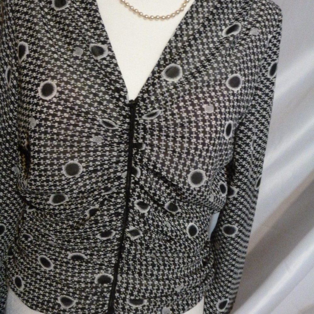 Woman's Career FRONT ZIP BLOUSE, long sleeves